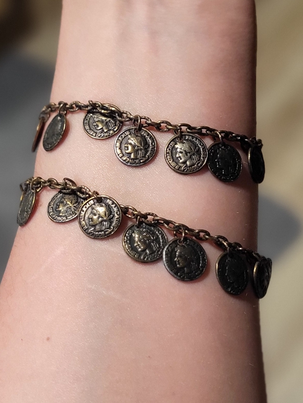 🩷Vintage REPUBLIQUE FRANCAISE Coin Double Strand Charm Bracelet Bronze